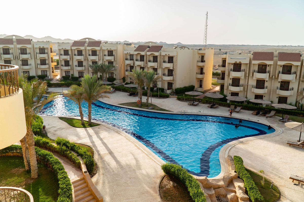 Life Resorts Coral Hills - basen