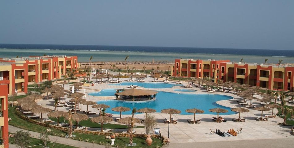 obiekt, teren hotelu, basen