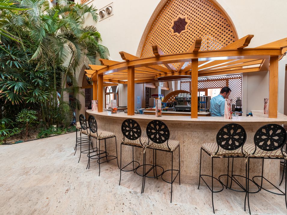 teren hotelu, pool bar, wakacjepl
