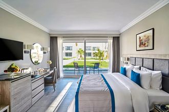 Maritim Jolie Ville Resort and Casino