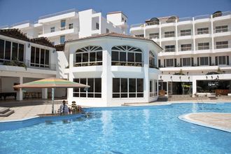 Minamark Beach Resort