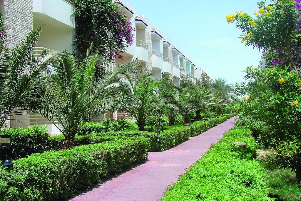 Minamark Beach Resort & Spa - teren hotelu