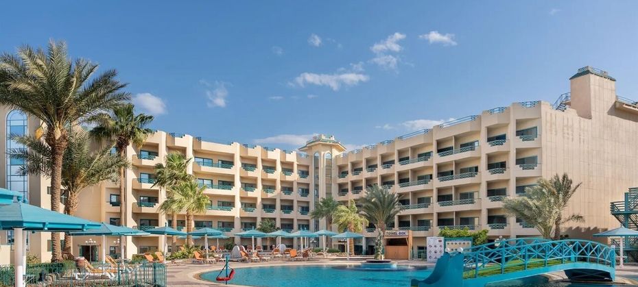 Moreno Horizon Spa & Resort