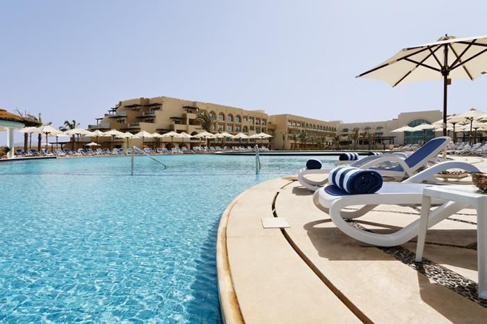 Movenpick Waterpark Resort & Spa Soma Bay - teren hotelu