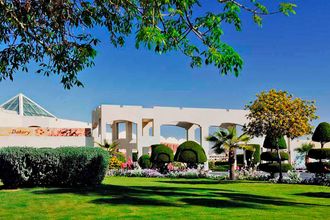 Naama Bay Promenade Mountain Resort