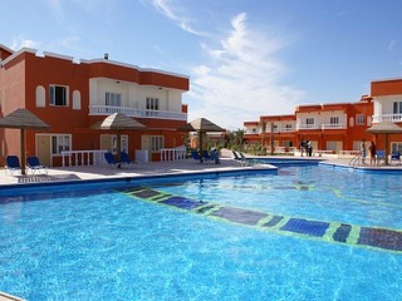 Nefertity Beach 3*