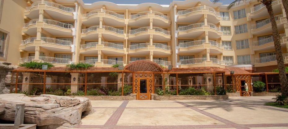 Palm Royale Soma Bay