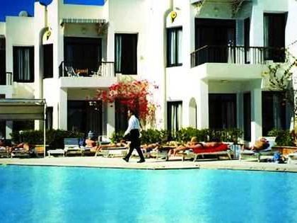 Paradiana Laguna 3*