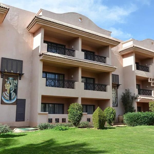 Parrotel Aqua Park Resort (ex. Park Inn)