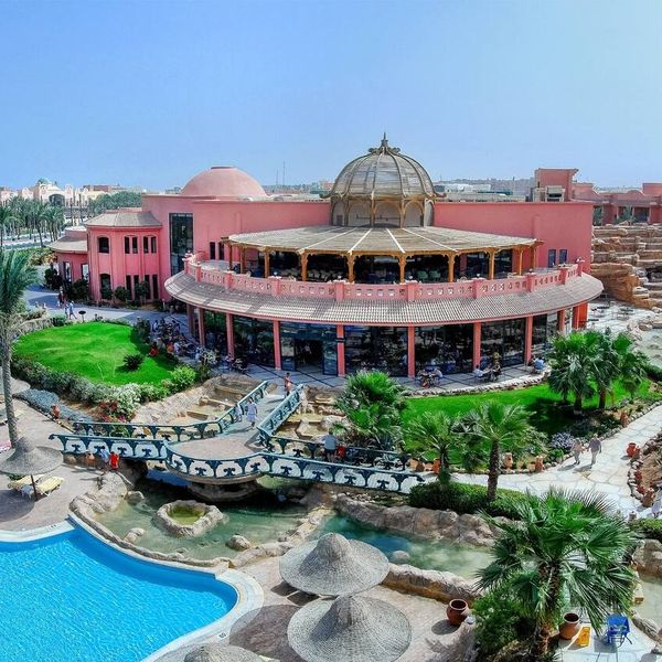 Parrotel Aqua Park Resort (ex. Park Inn)