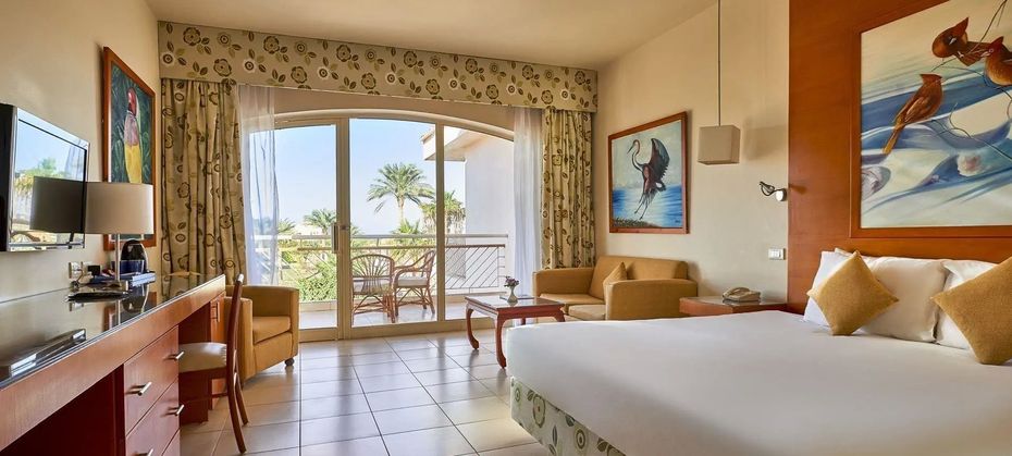 Parrotel Beach Resort (ex. Radisson Blu)