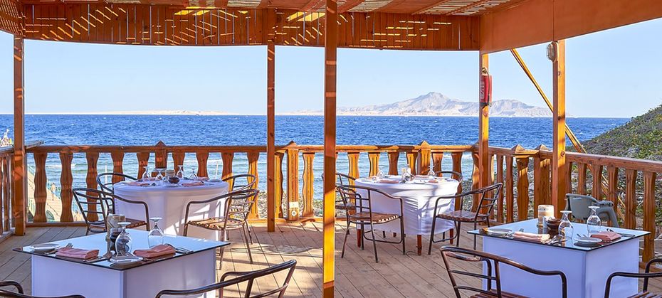 Parrotel Beach Resort (ex. Radisson Blu)