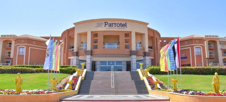 Parrotel Lagoon Resort