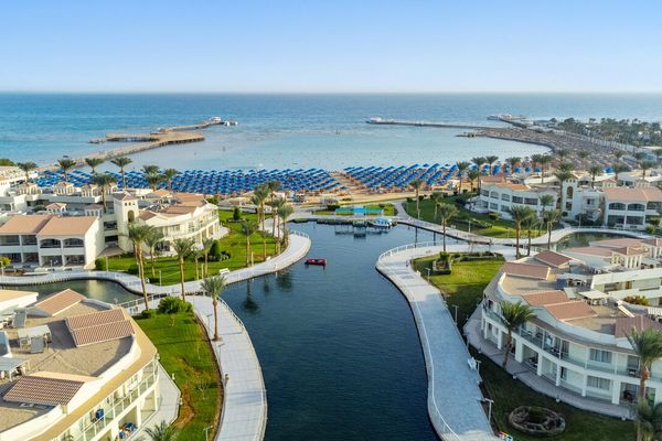 Pickalbatros Dana Beach Resort