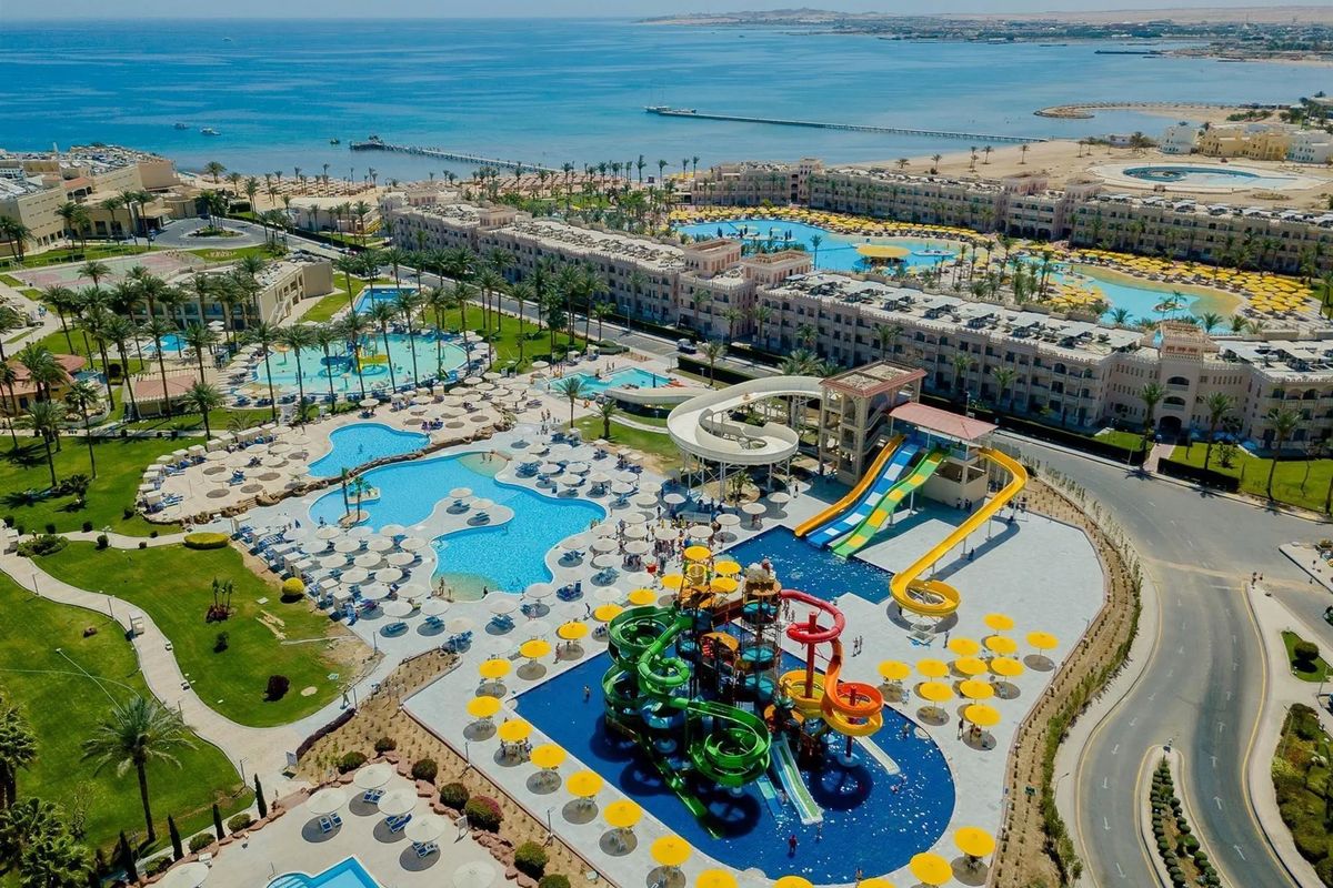 Pickalbatros Palace Resort - teren hotelu