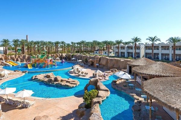 Reef Oasis Beach Resort