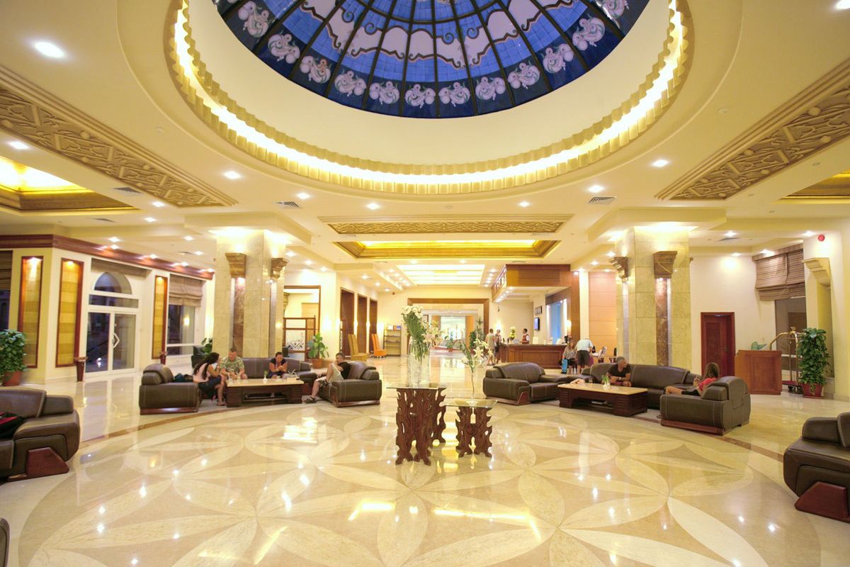 Rehana Royal Beach Resort & Spa - recepcja / lobby