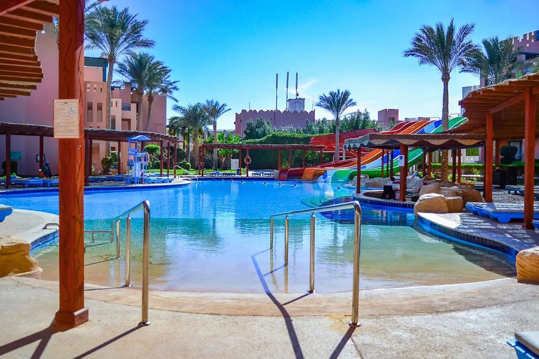 Rehana Sharm Resort - basen