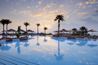 Renaissance Golden View Beach