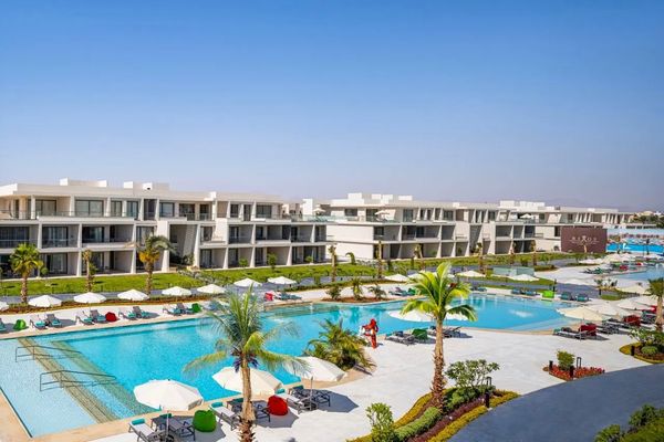 Rixos Premium Magawish Bay View