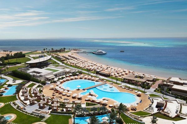 Rixos Premium Magawish Suites Villas