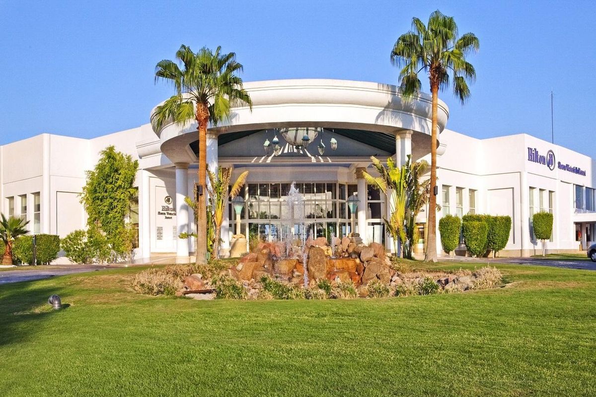 Safir Sharm Waterfalls Resort (ex Hilton Waterfalls Resort) - budynek główny