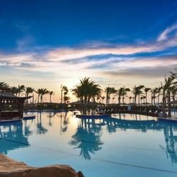 Edge By Rotana Sea Beach