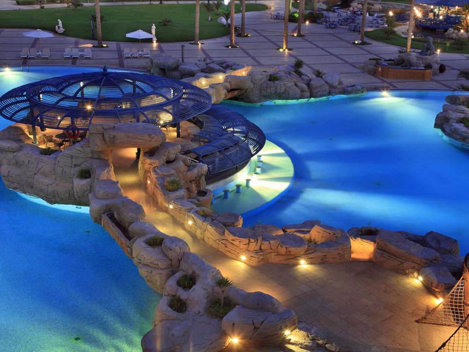 basen, pool bar