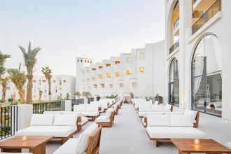 Serry Beach Resort