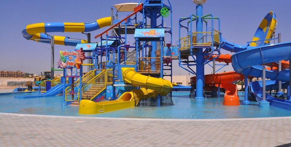 basen, aquapark, zjeżdżalnia
