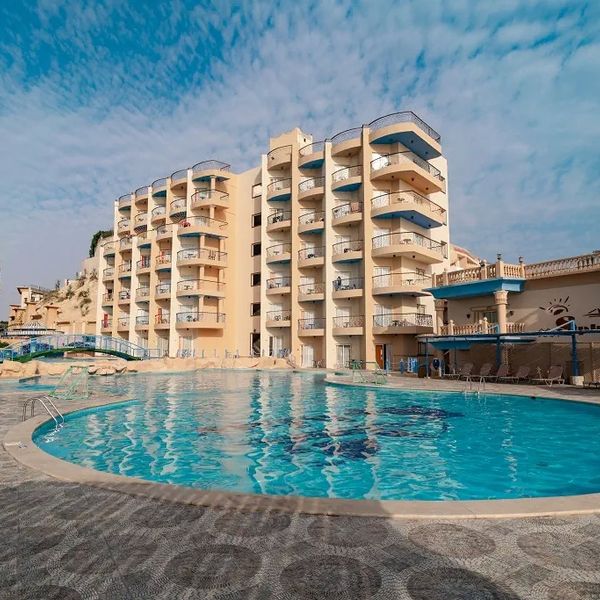 Basen w hotelu Sphinx Resort And Aqua Park w Hurghadzie