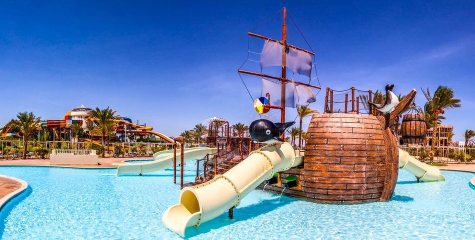 basen, aquapark, zjeżdżalnia