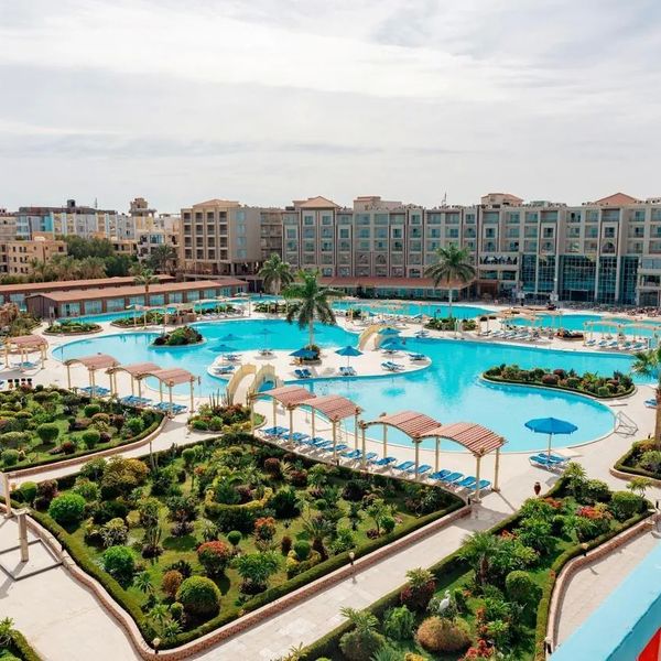 Sunrise Alora Aqua Park Resort