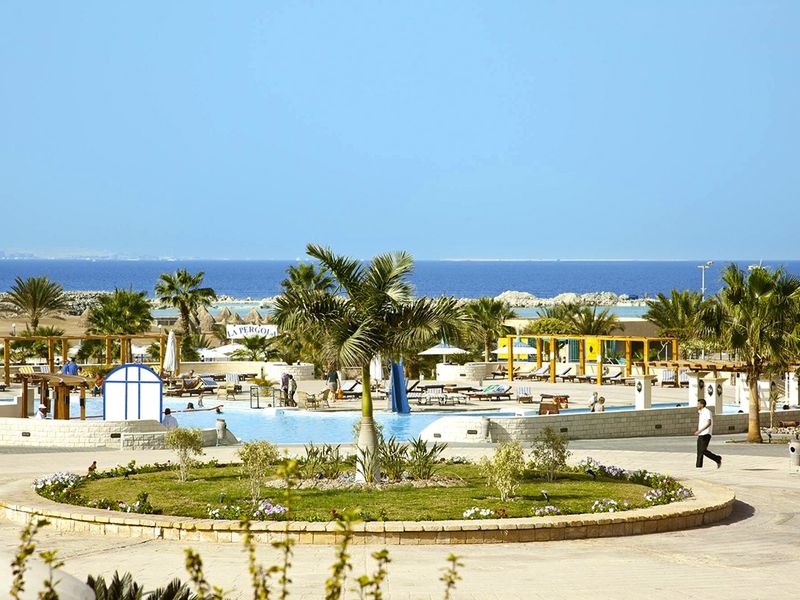 Sunrise Juman Beach Resort (ex. Coral Beach Resort)