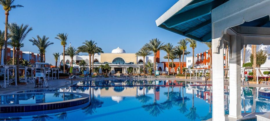 Sunrise Select Garden Beach Resort & Spa