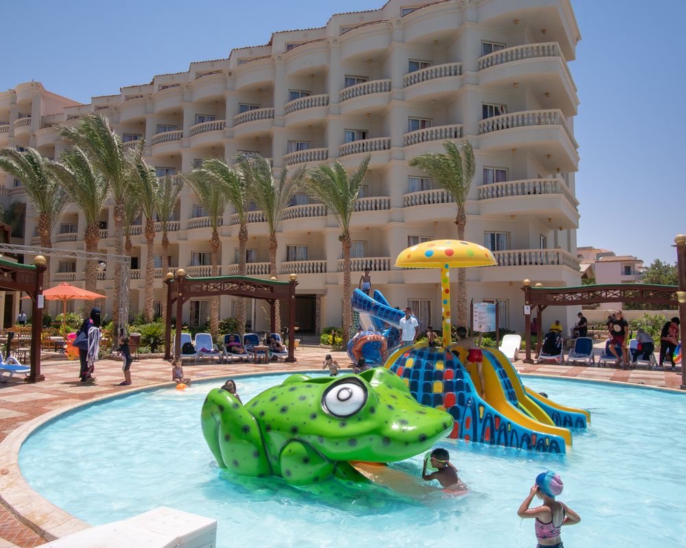 Sunrise Serano Aqua Park Resort (ex. Riviera Aqua Park)