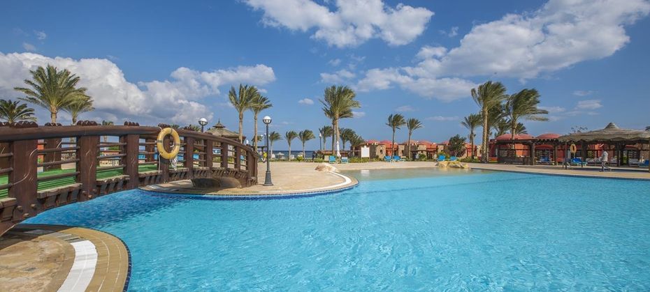 Swisstouch Oriental Resort (ex. Hotelux Oriental Coast)