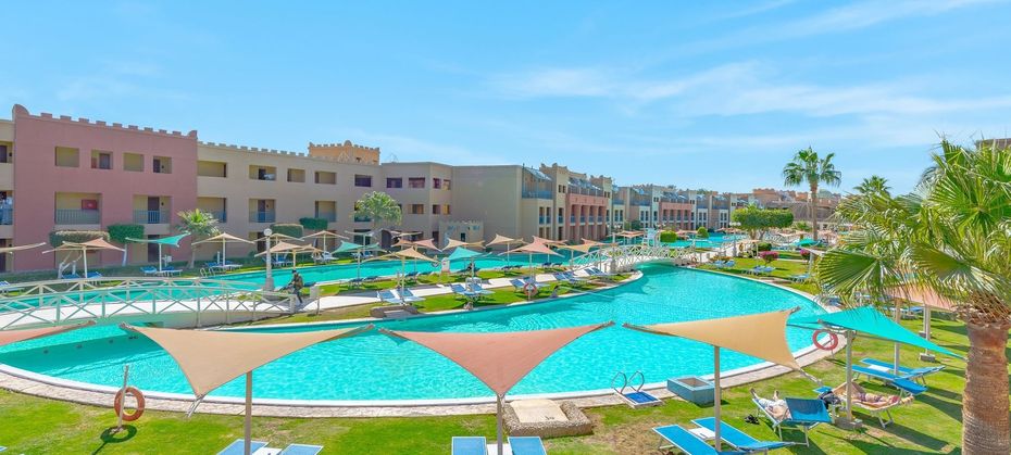 Titanic Palace Resort