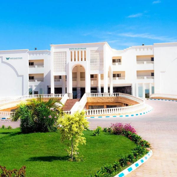 White Valley Palace (ex. Emerald Beach & Resort)
