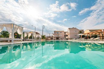 Ekati Mare Lifestyle Resort