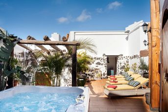 El Charco Suite