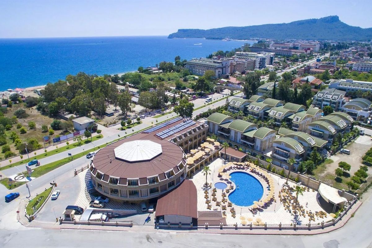 teren hotelu, obiekt