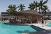 teren hotelu, basen, pool bar
