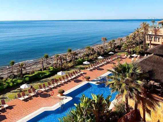 obiekt, teren hotelu