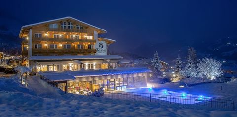 obiekt, budynek główny, teren hotelu