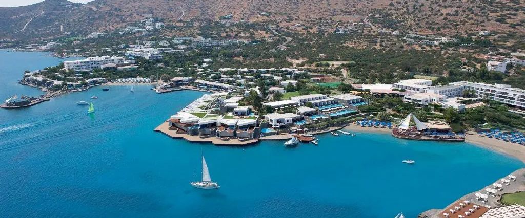 obiekt, teren hotelu