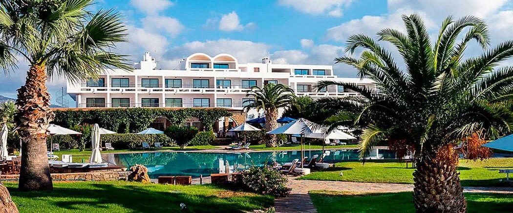 obiekt, teren hotelu