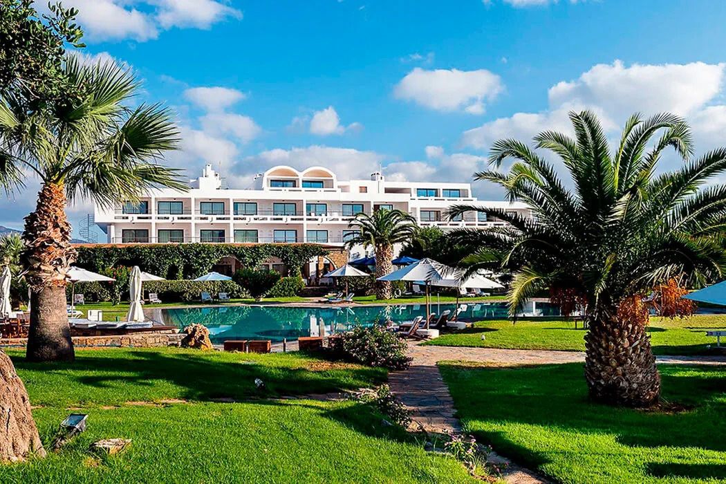 obiekt, teren hotelu