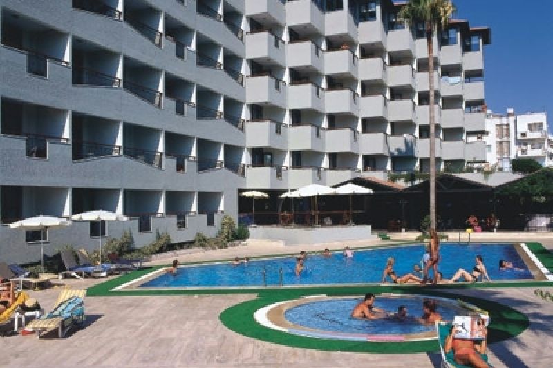 obiekt, teren hotelu, basen