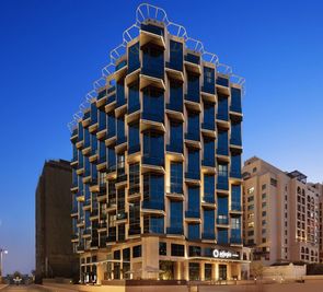 Adagio Premium The Palm